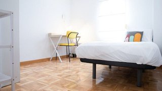 Piso en venta en Amposta en Madrid
