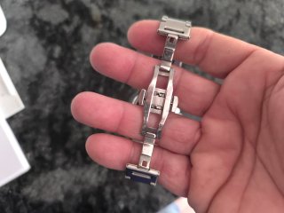 Reloj de pulsera con esfera verde