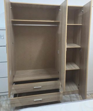 Armadi moderni in legno 2P 3P 4P