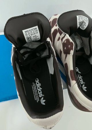 Zapatillas Adidas Marrón y Blanco