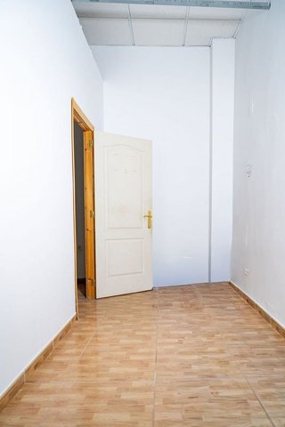 Local comercial en alquiler en Zona Avenida Alta - Auditorio en Torrent