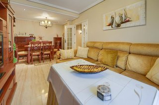 Casa adosada en venta en Arco Norte - Avda. España en Dos Hermanas