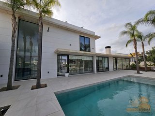 Chalet en venta en La Alcayna en Molina de Segura