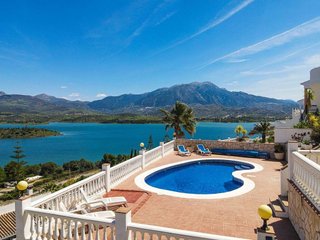 Chalet en venta en Viñuela