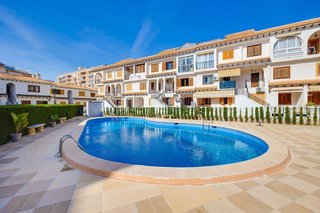 Casa adosada en venta en Playa de los Locos en Torrevieja
