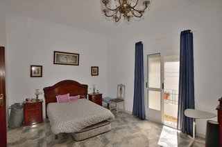 Casa adosada en venta en Olvera