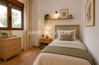 Casa adosada en venta en Les Marines/Las Marinas en Dénia