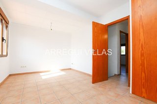 Casa adosada en venta en Les Marines/Las Marinas en Dénia