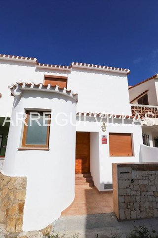 Casa adosada en venta en Les Marines/Las Marinas en Dénia