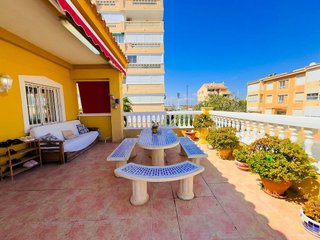 Casa adosada en venta en Torrelamata - La Mata en Torrevieja