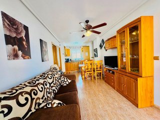 Casa adosada en venta en Torrelamata - La Mata en Torrevieja