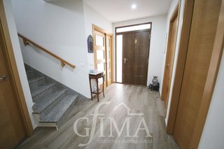 Casa adosada en venta en Tomelloso