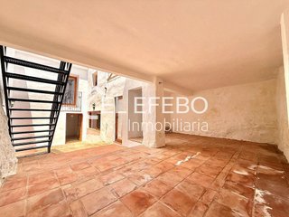 Casa en venta en Casco Histórico en Antequera