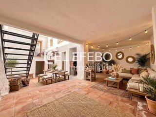 Casa en venta en Casco Histórico en Antequera