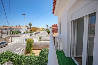 Casa adosada en venta en Playa de los Locos en Torrevieja
