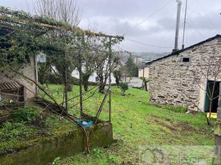 Chalet en venta en Sarria