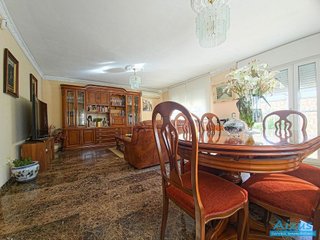 Chalet en venta en Altamira - Canaletes en Cerdanyola del Vallès