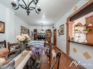 Casa adosada en venta en Pizarra