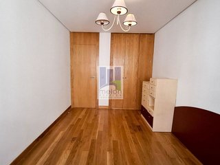 Piso en venta en Plaza España - Villa Pilar - Reyes Católicos - Vadillos en Burgos