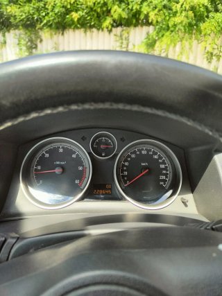 Opel Astra 2009