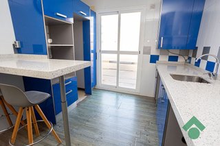 Ático en venta en La Granja-La Colina-Los Pastores en Algeciras
