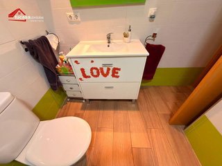 Piso en venta en Santa Rosa - Valdeolleros en Córdoba
