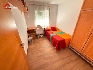 Piso en venta en Santa Rosa - Valdeolleros en Córdoba