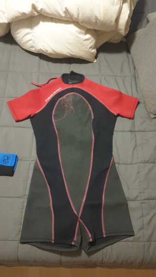 2 neoprenos niño Tribord