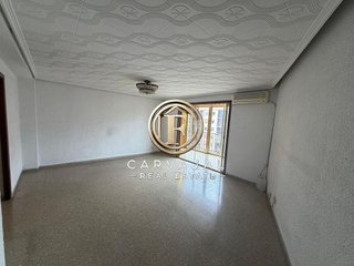 Piso en venta en En Corts en Valencia