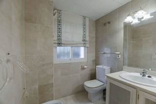 Casa adosada en venta en La Quinta en Benahavís