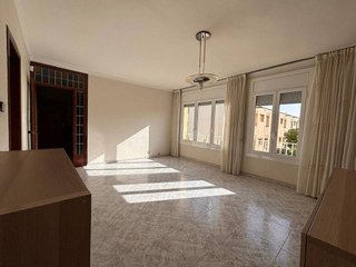 Piso en venta en Creu de Barberà en Sabadell