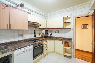 Piso en venta en Puerto Chico en Santander
