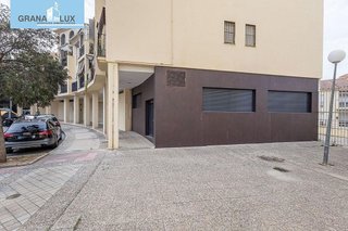 Piso en venta en Bola de Oro - Serrallo en Granada