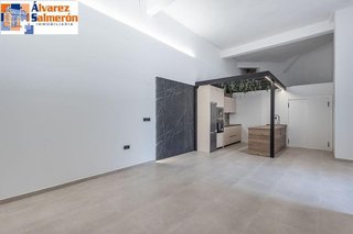Piso en venta en Barrio de Zaidín en Granada