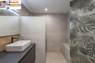 Piso en venta en Barrio de Zaidín en Granada
