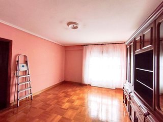 Piso en venta en Tenderina Alta - Fozaneldi en Oviedo