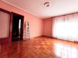 Piso en venta en Tenderina Alta - Fozaneldi en Oviedo