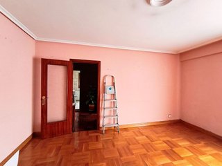 Piso en venta en Tenderina Alta - Fozaneldi en Oviedo