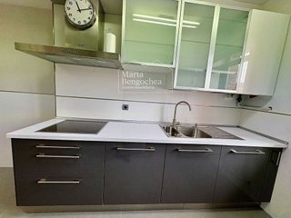 Piso en venta en Coronación en Vitoria-Gasteiz
