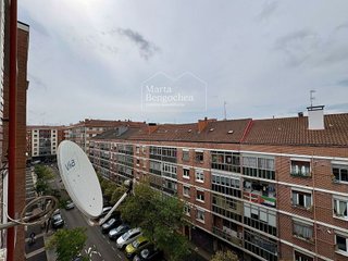 Piso en venta en Coronación en Vitoria-Gasteiz