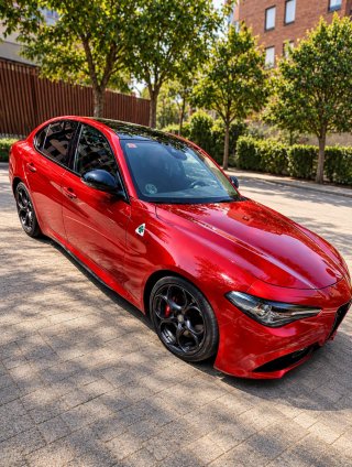 ALFA ROMEO GIULIA VELOCE Q2 QV