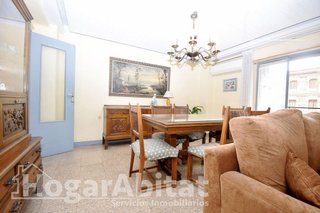 Piso en venta en La Petxina en Valencia