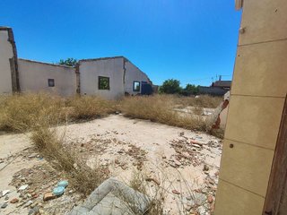 Casa adosada en venta en Catral