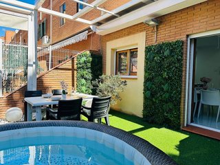 Casa adosada en venta en Sebastiá Juan Arbó-Sant Cristofol en Amposta