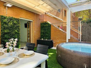 Casa adosada en venta en Sebastiá Juan Arbó-Sant Cristofol en Amposta