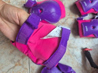 Patines 27-28 con Protecciones y Casco