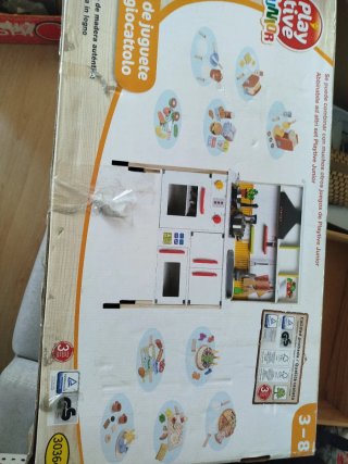 Cocinita de madera para niños