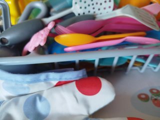 Cocinita de madera para niños