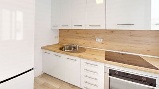 Piso en venta en Los Ángeles - Cruz de Caravaca en Almería