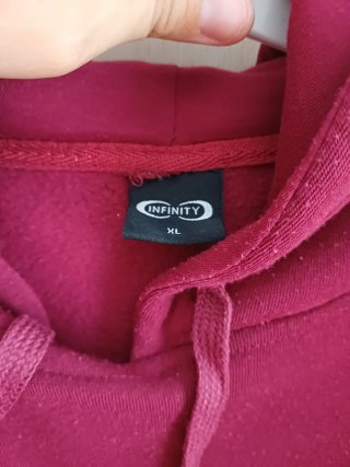Sudadera de color rojo/granate de roma